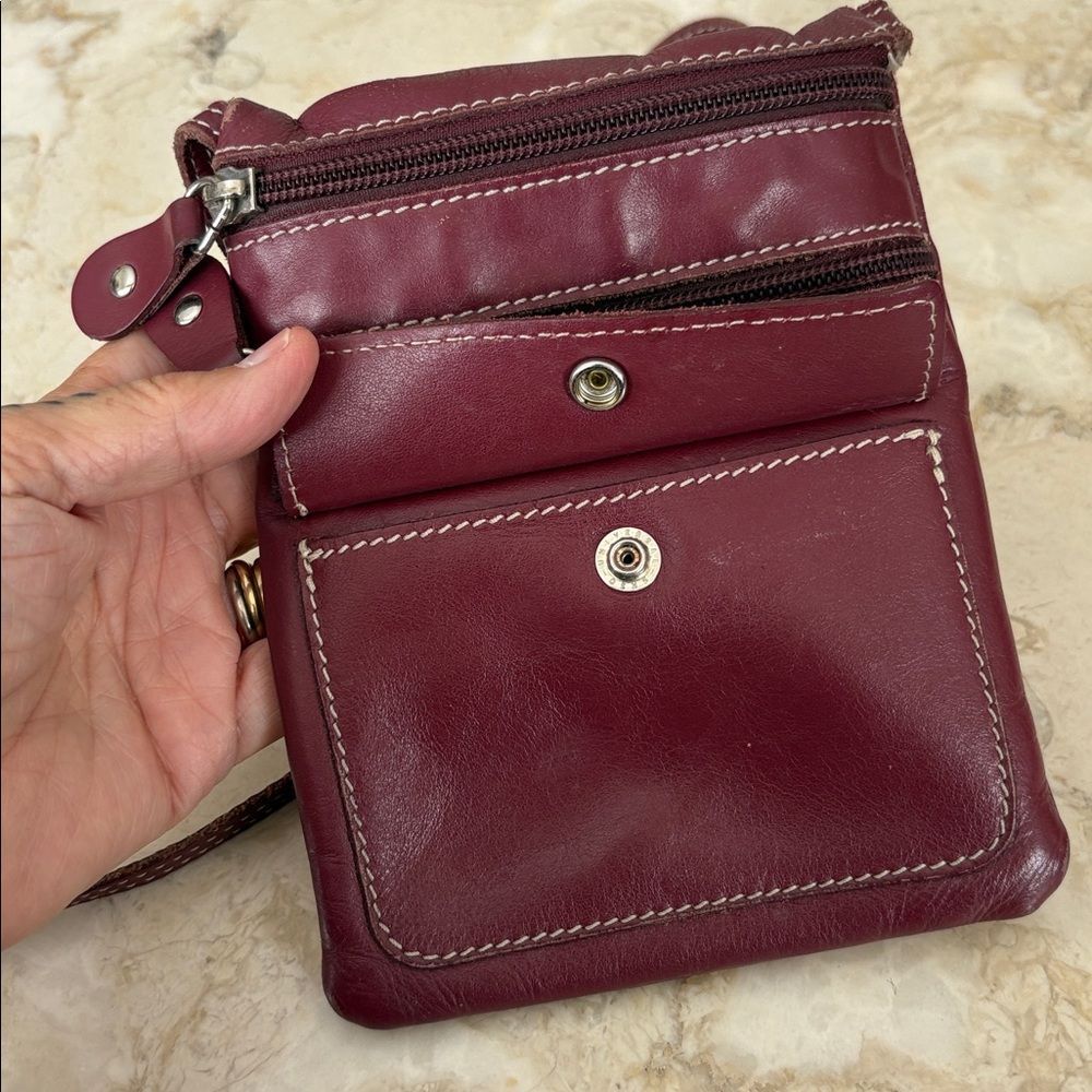 Vintage Roots Hanging Pouch Leather Crossbody Bag - Picture 9 of 15